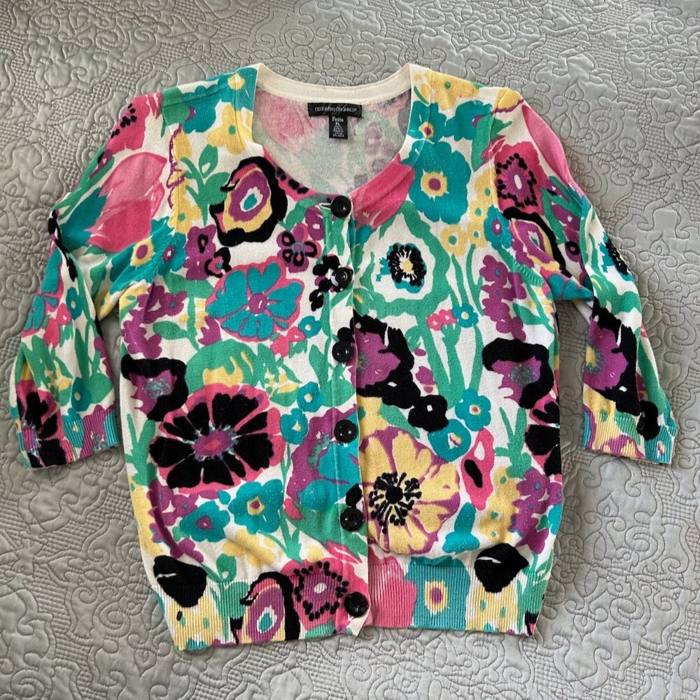 Brightly colored Floral sweater, 3/4 sleeves, size Petite Large